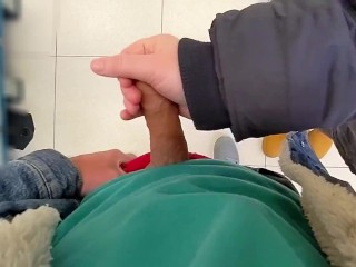 Risky Public Handjob in the Supermarket :PPP Day 4 of 10 Day CumChallenge