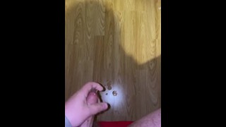 Big cumshot at the end all over the floor