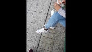 与未知的墨西哥人在公共场合为金钱做爱