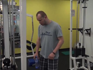 HUNT4K Cute Girl Instead of Training Has Sex in GymWith Rich_Hunter