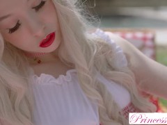 Video Hot Picnic Fuck With Smoking Hot Blonde Kenzie Reeves - S1:E10