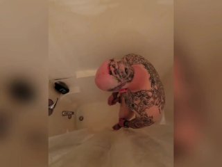 Rubbing one out in the shower after my workout