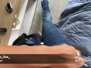 Katrin Tequila Realtor. Demande au client du sexe pour un rabais! Scène de très qualité! Sexe dur!