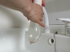 洗面所でコンドームに水を入れたら破裂した