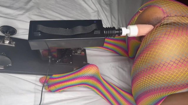 Ebony Girls Sex Machines - Black Girl Shows off her Pride with her Fucking Machine - Pornhub.com