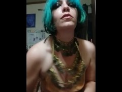 Belly dancer wiggles ass for you