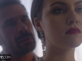 Deeper. Manuel mentors sexy Freya, an aspiring dominatrix