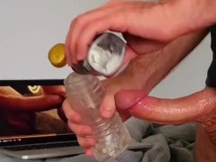 Co-Worker Starts His Day Masturbating to Hentai