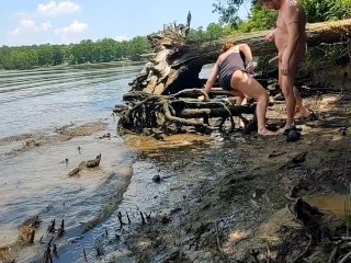 Horny Thick Ass Wife Creampied_Fucking in the Mud