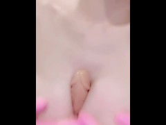 ディルドでヌルヌル ゴム手でパイずり　おちんちんが欲しくてたまらない美巨乳変態お - Screenshot 6 of 16 - Masturbate