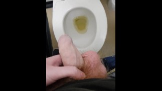 Seat down, piss time! 💦