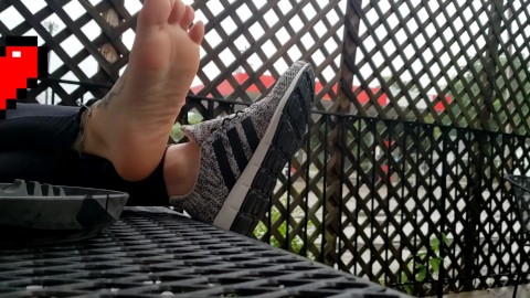 Another public foot play on the patio