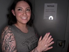 Video Military Babe at Gloryhole