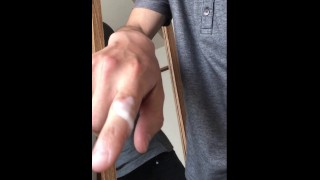 Masturbation in everyday clothes on holidays! Semen entwined in the hands!