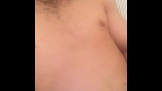 Visão do peito musculoso masculino