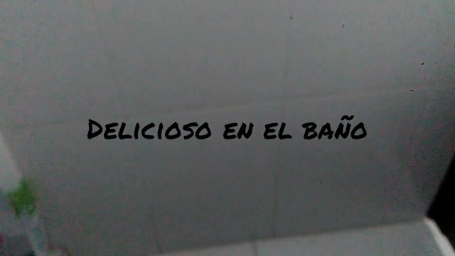 RICA PAJA, MIENTRAS ESTAN EN UNA REUNION DE ZOOM