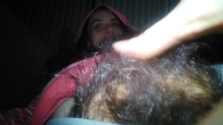 Poilu en chaleur Hirsute Chatte La Plus Poilue PinkMoonLust Clignote Chatte Touffu Poilu Vulva Muffin Poils Pubiens