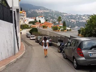 Public PEE in my way to one of Mediteranian Beach