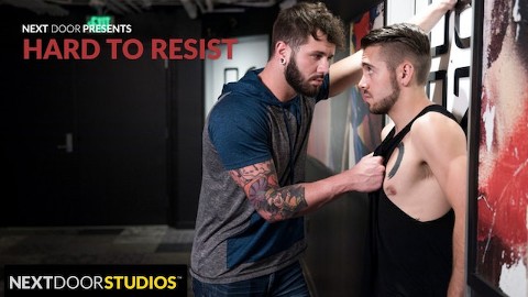 NextDoorStudios - Nervous Dante Colle confessa sua Love para Crush