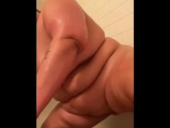 Bbw piss from behind in bath!