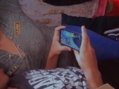 Estaba jugando free fire y mi dua quiere mamarmela - Screenshot 1 of 16 - Free Porn