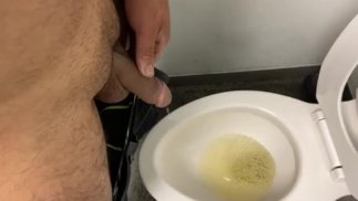 Мне нравится мочиться