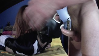 Грубая глубокая глотка и массивный камшот. Взрыв спермы у нее во рту