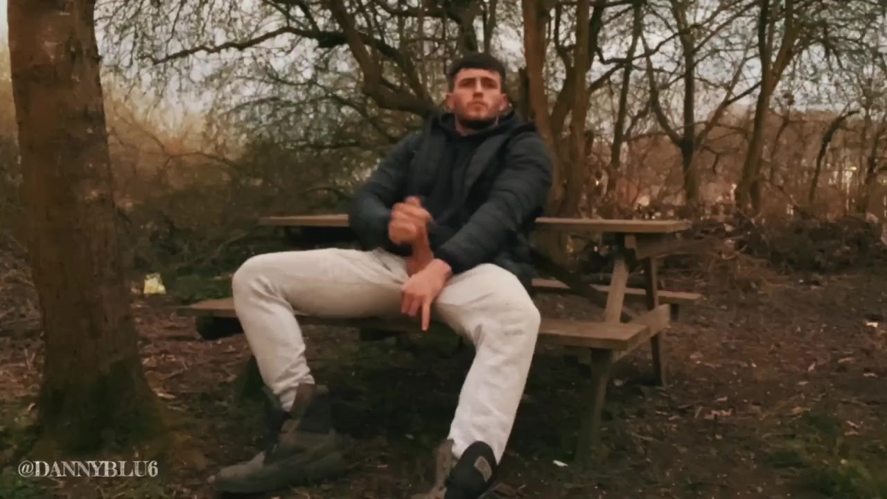 DANNY BLU WANKS ON THE NATURE TRAIL