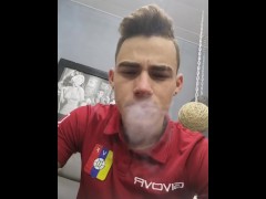 Smoking - Screenshot 16 of 16 - Boy