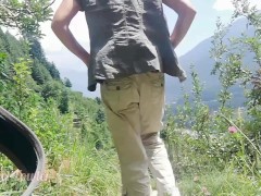 Video Countryside pissing - While out walking Angel Fowler takes a piss 