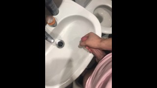 College guy jerking off and cum in dormitory toilet 