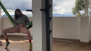 Gringa Squirting Orgasm In The Hammock