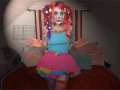 Clown Girl Grows Futa Dick on Stage Pies Face and Jerks Off WAM PREVIEW!! MESSAGE FOR FULL!