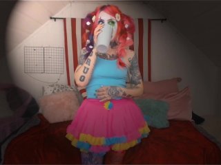 Clown Girl Grows Futa Dick on Stage Pies Face and Jerks Off WAM PREVIEW!! MESSAGE FOR FULL!