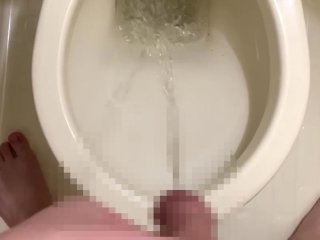 パンパンの膀胱からおしっこ