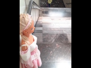 Кукла в метро CDMX