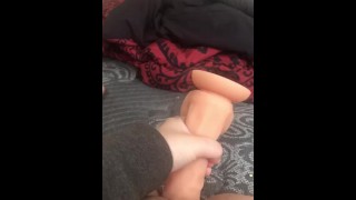 White girl fucks tight pussy