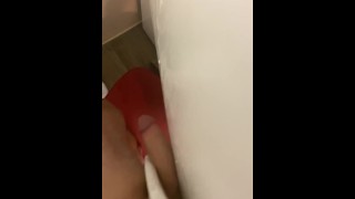 Cumming on my fridge door handle 