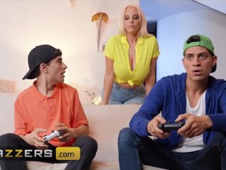 Brazzers - Jordi Stumbles Upon Blondie Fesser & Her Dirty Hobby & She Decides To Fuck His Huge Dick screenshot number 0