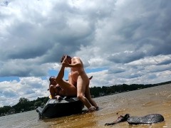 A quick break for a quick public blowjob and fuck on the jet ski