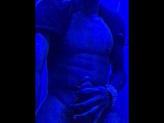 Playin with that big dick on the airplane ✈️ 🥵