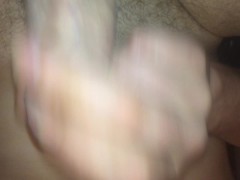 Одинокий парень сладко стонет во время мастурбации большого члена - Screenshot 15 of 16 - Guy Masturbating