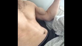 Грудь и бицепс Flex HD Muscle Body