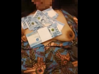 Sumubo at Nagpakantot ang Malibog na Kapitbahay Para Sa Balato - Pinay Viral_2021