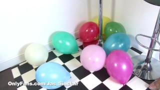 A líder de torcida e seus grandes balões. Pop ou não! parte 1