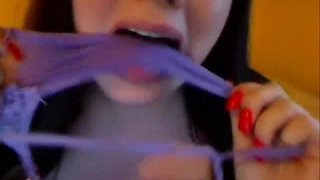 Mollige slet panty vult panty Fetish met Dirty Talk op webcam