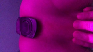 Моя дырочка дергается на анальной пробке