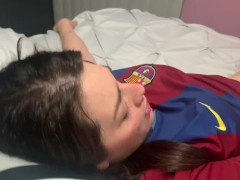 Me mojo mientras me masturbo