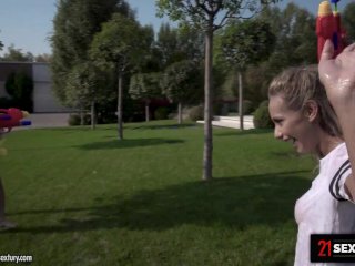 21Sextury Blonde Lesbian Threesome Gets Wet and Wild During Dildo Anal Sesh In The Backyard screenshot number 1