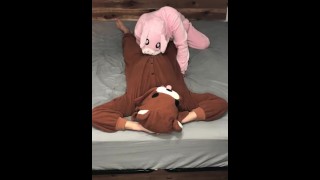 Bunny onesie dry humps and sucks bears dick